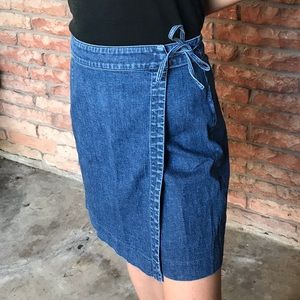 ✨ 90s Talbots jean skort